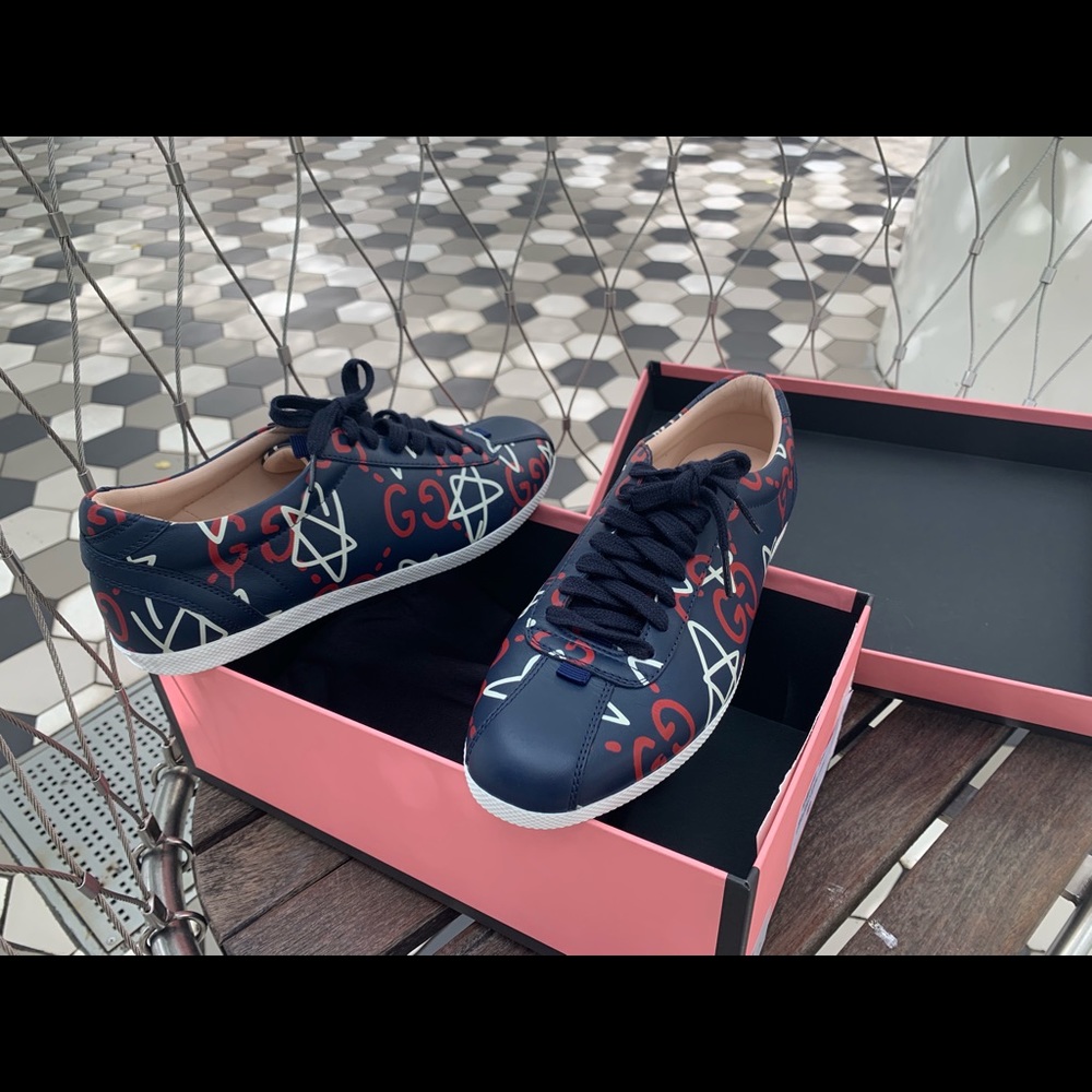 Gucci sneakers 39